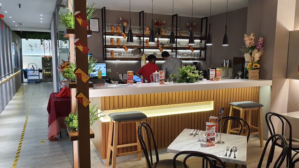 Authentique Restaurant