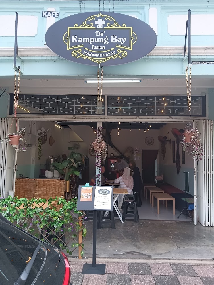 De' kampung Boy cafe